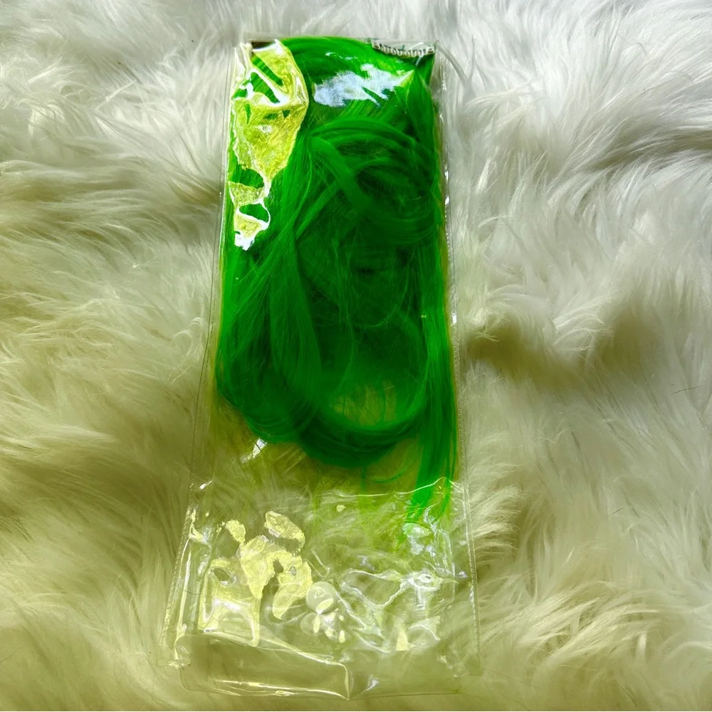 5 x $25 Vibrant Green Hair Extensions